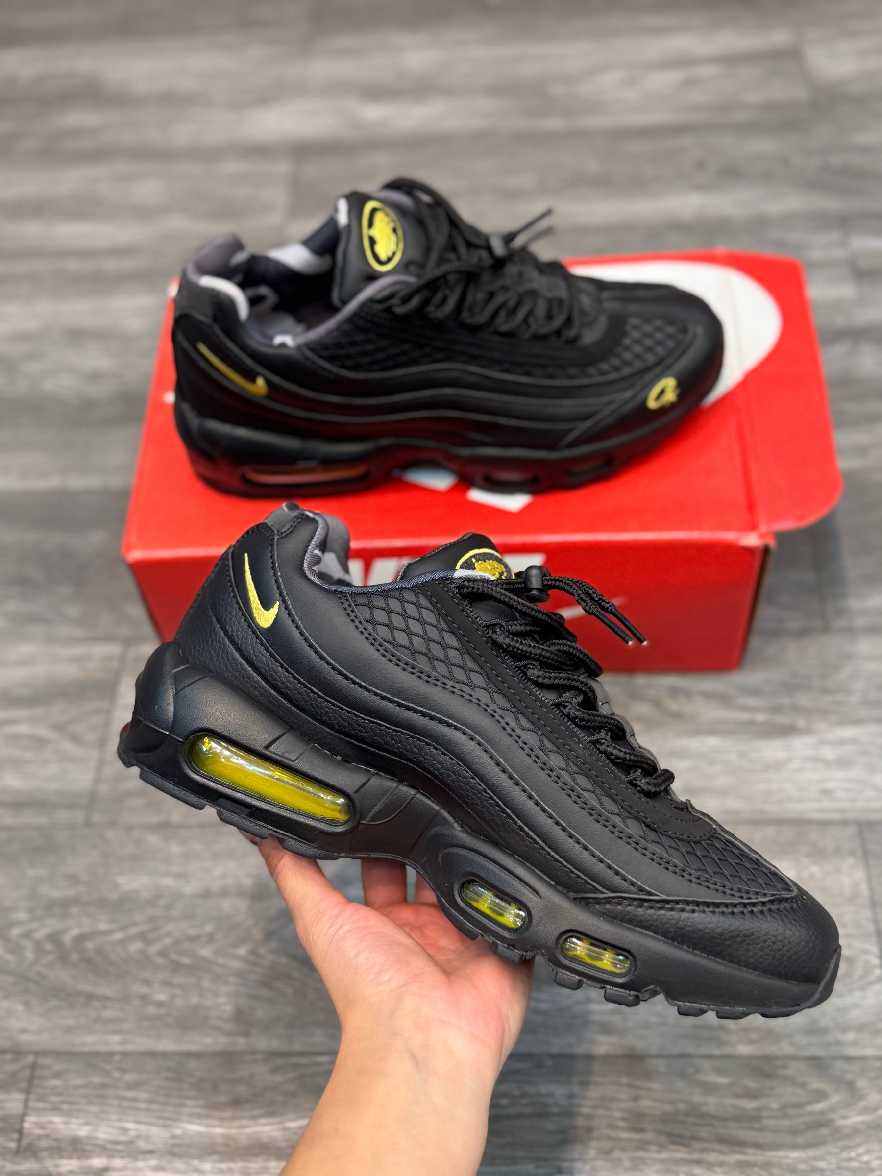Tênis Air Max 95 Corteiz - Honey Black