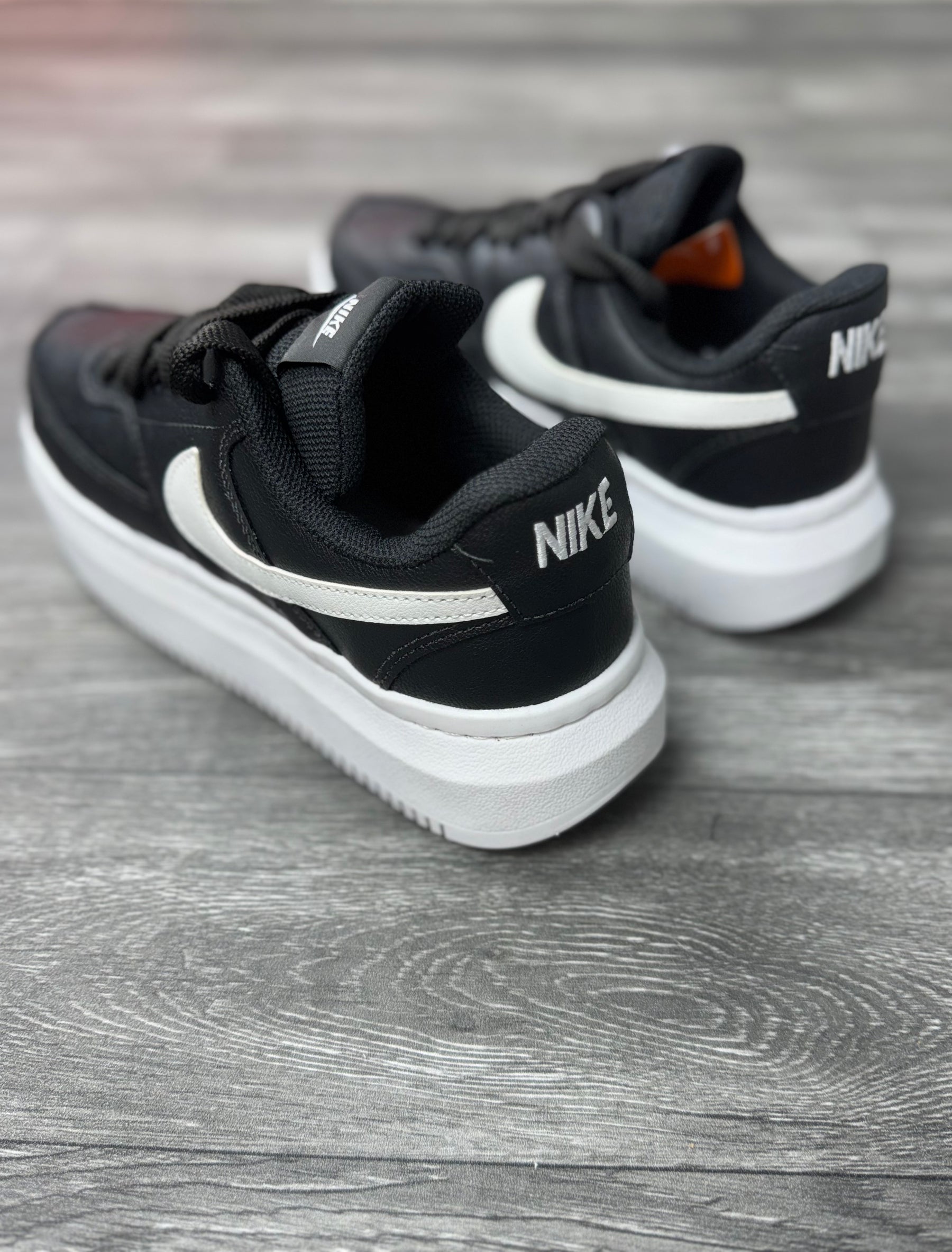 NK Court Vision Alto - Preto