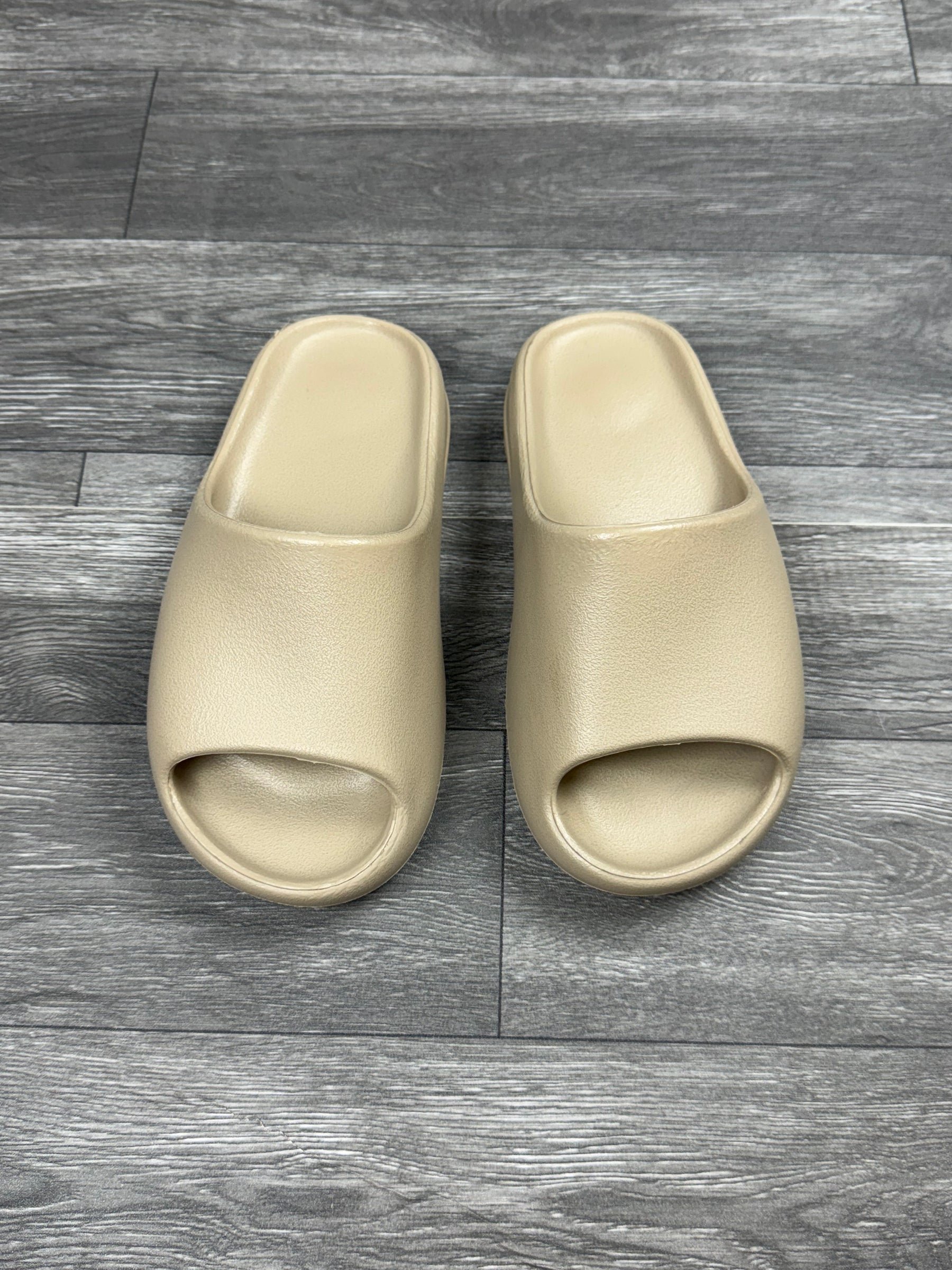 Chinelo Tratorado - Bege