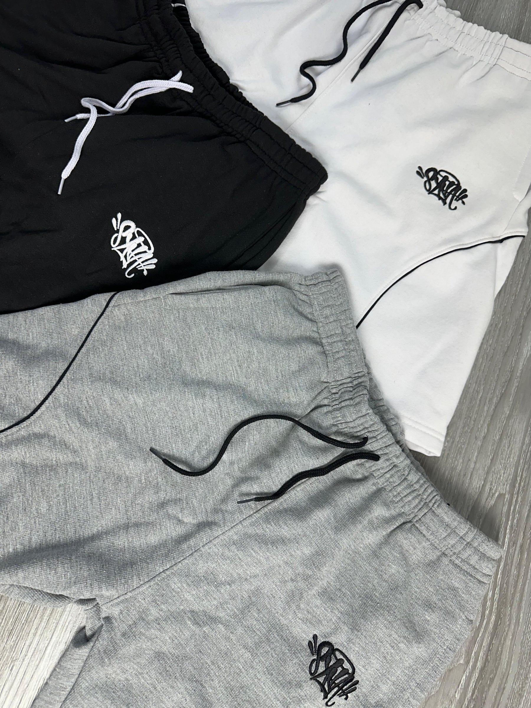 Bermuda Moletom Syna