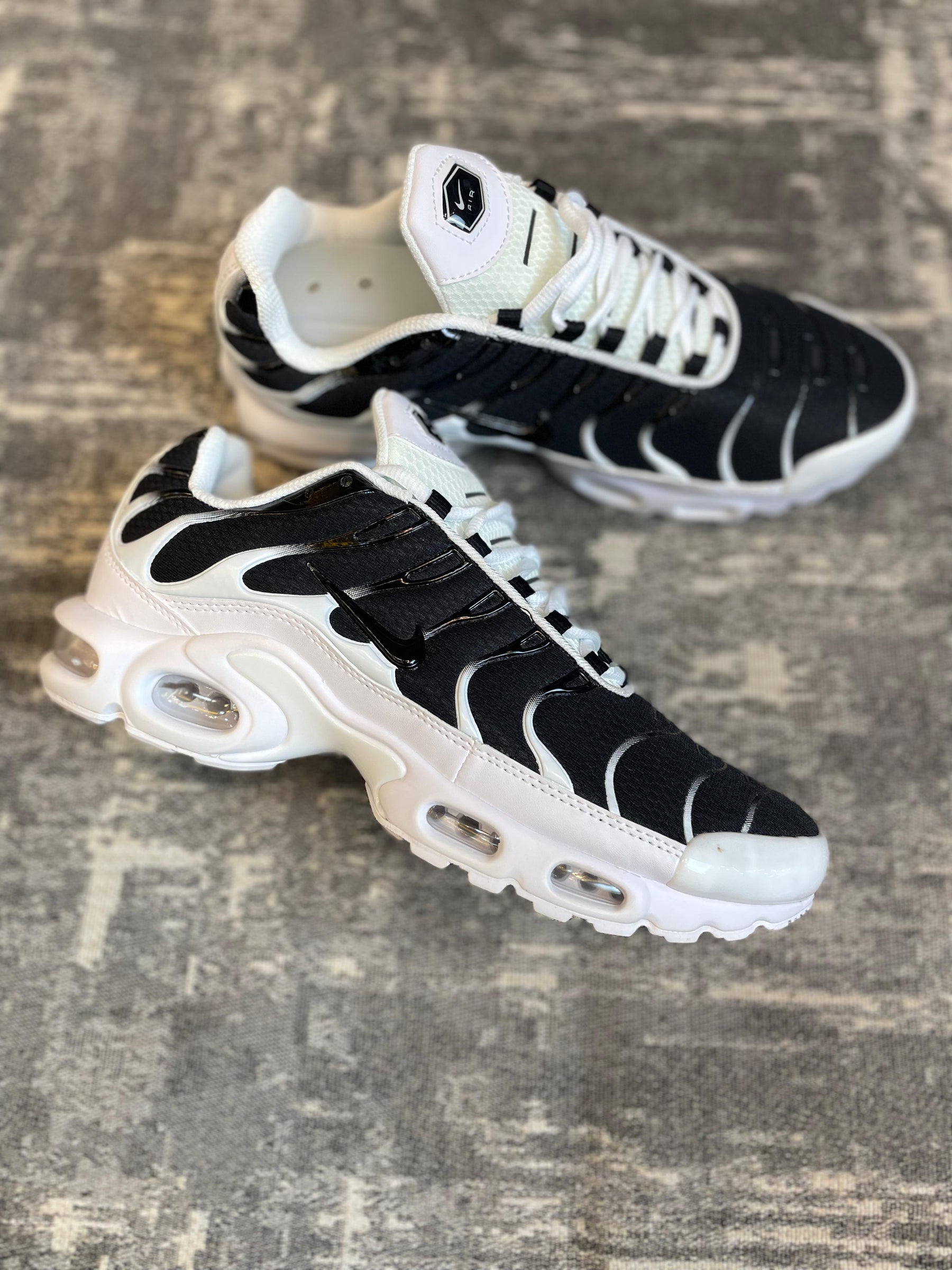 NK Air Max Plus - Killer whale
