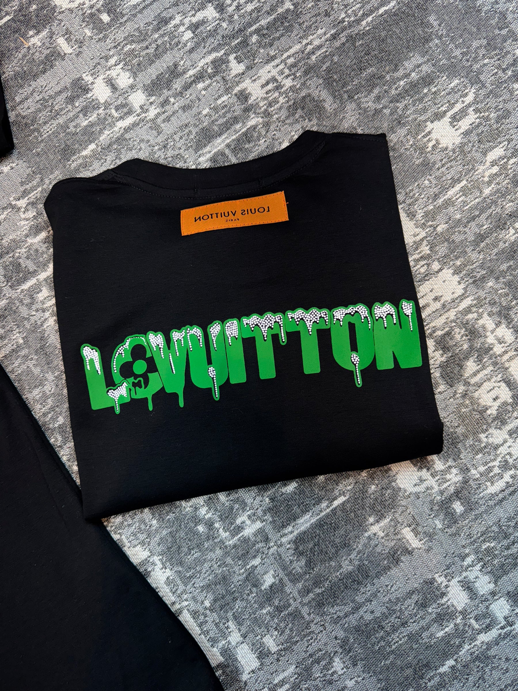 Camiseta Black Drip LV