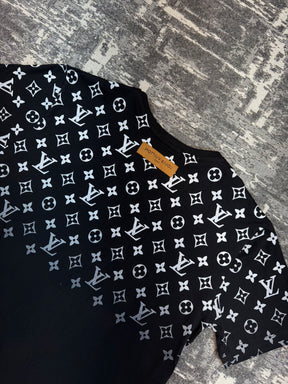 Camiseta Black Monogram Vibe LV