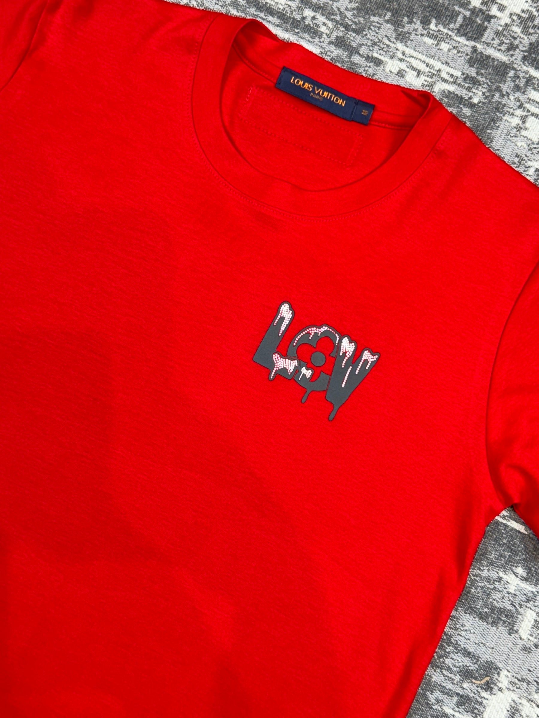 Camiseta LV Vermelha Limited Drop