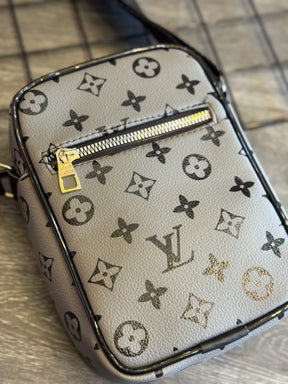 Bag Lateral LV - Cinza