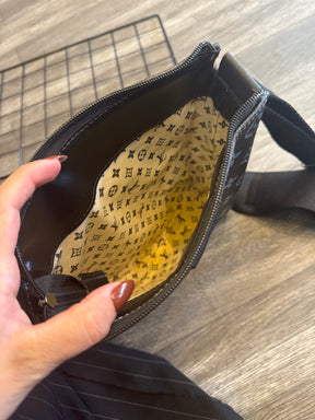 Bag Lateral LV - Preta