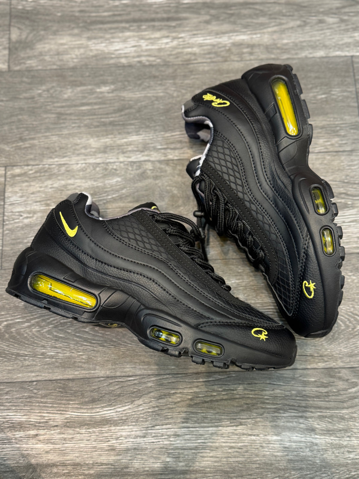Tênis Air Max 95 Corteiz - Honey Black