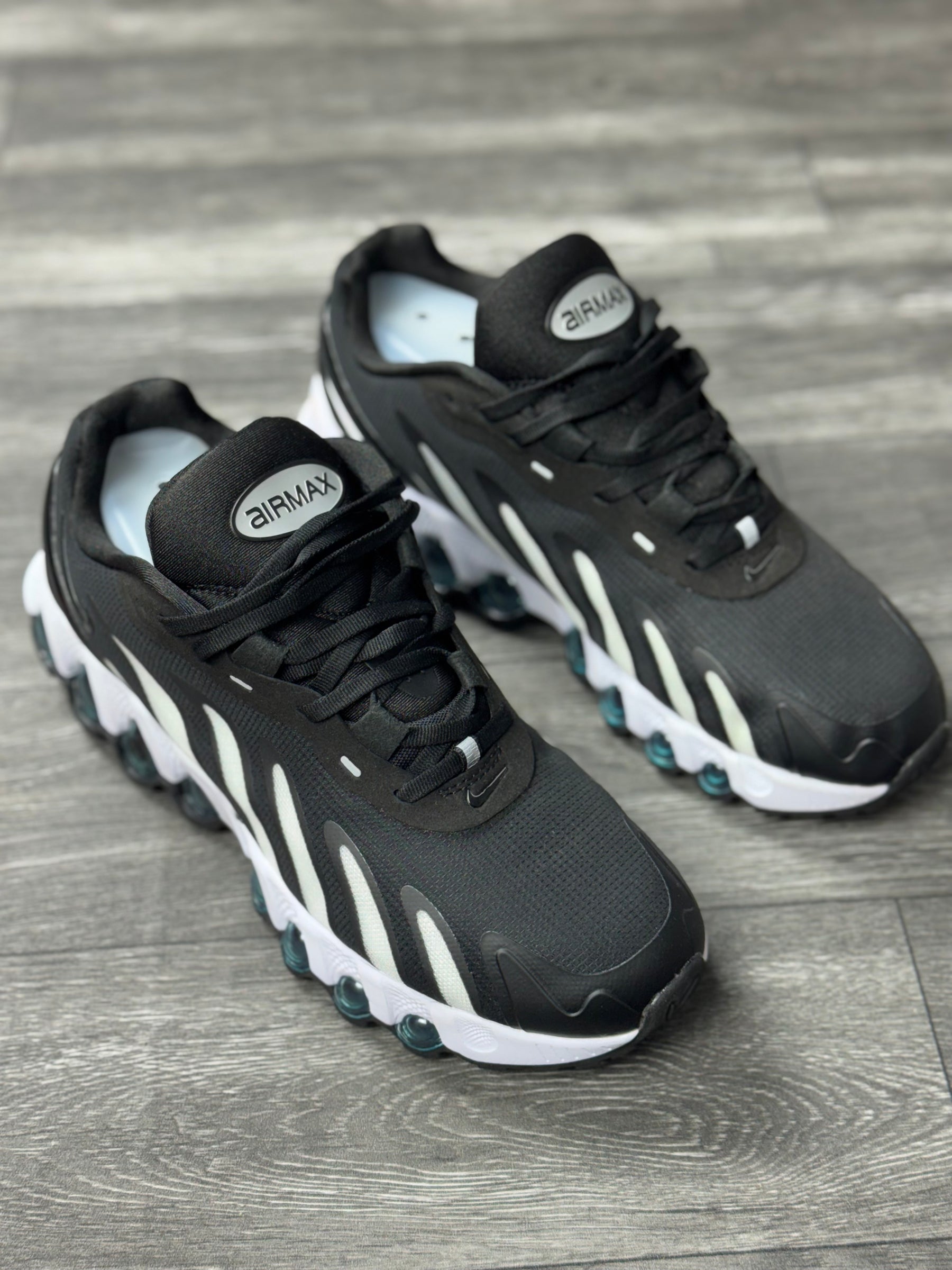 NK Air Max DN8 - Preto