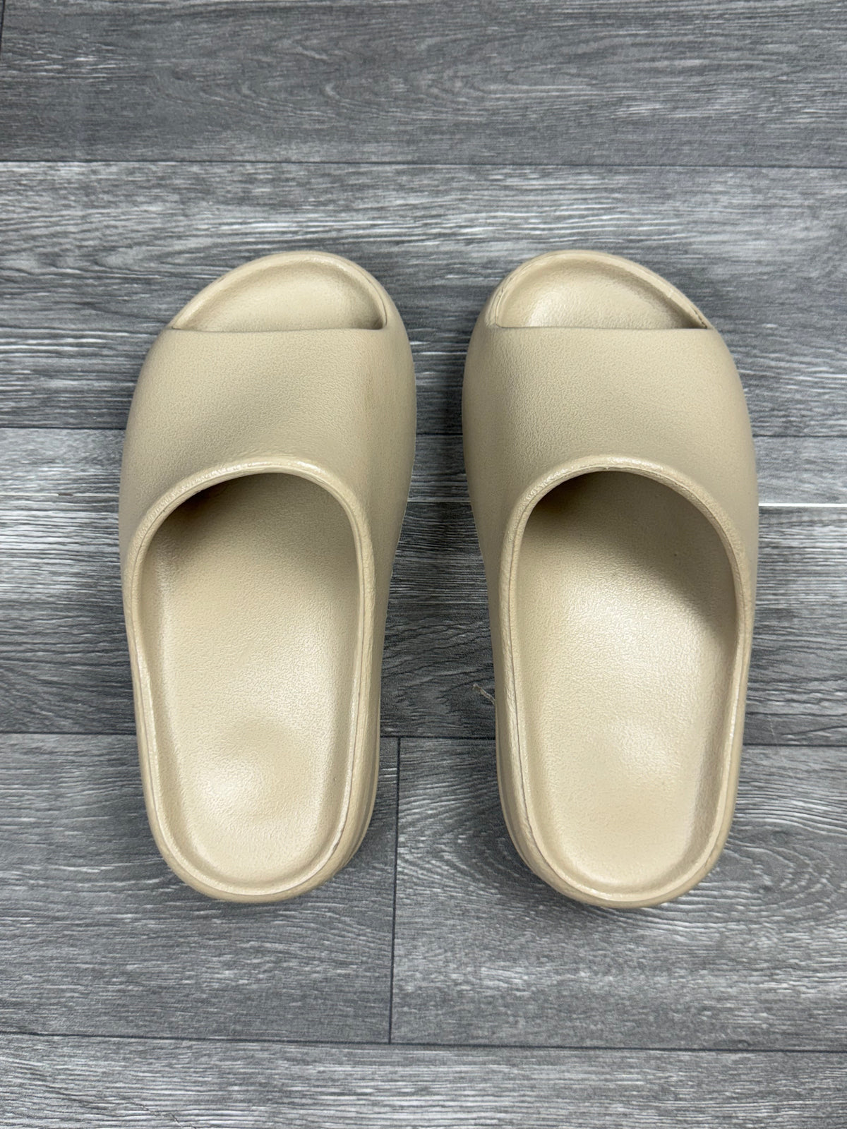 Chinelo Tratorado - Bege