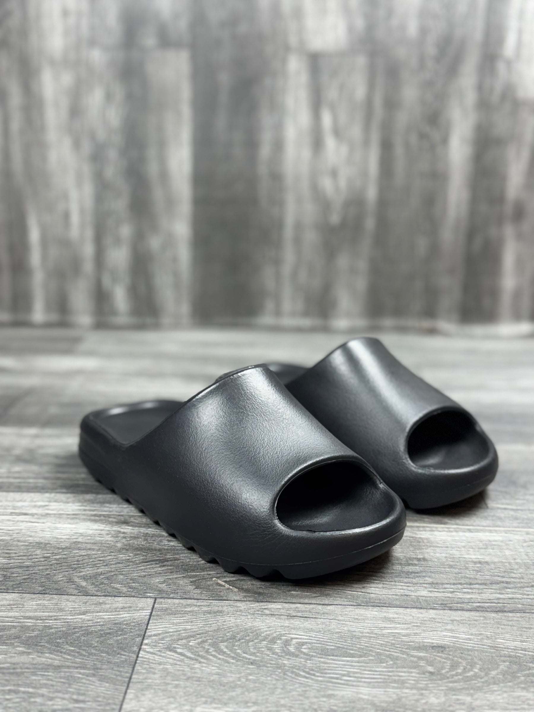 Chinelo Tratorado - Preto