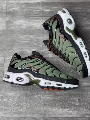 Nike Air Max Plus Military